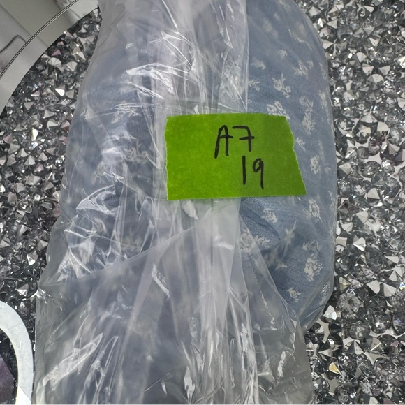 Velvet heart tank top button up tie up bottom Floral Denim Sleeveless Blouse - Picture 6 of 6